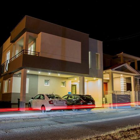 Vila Manuela Aparthotel Gevgelija Exteriör bild